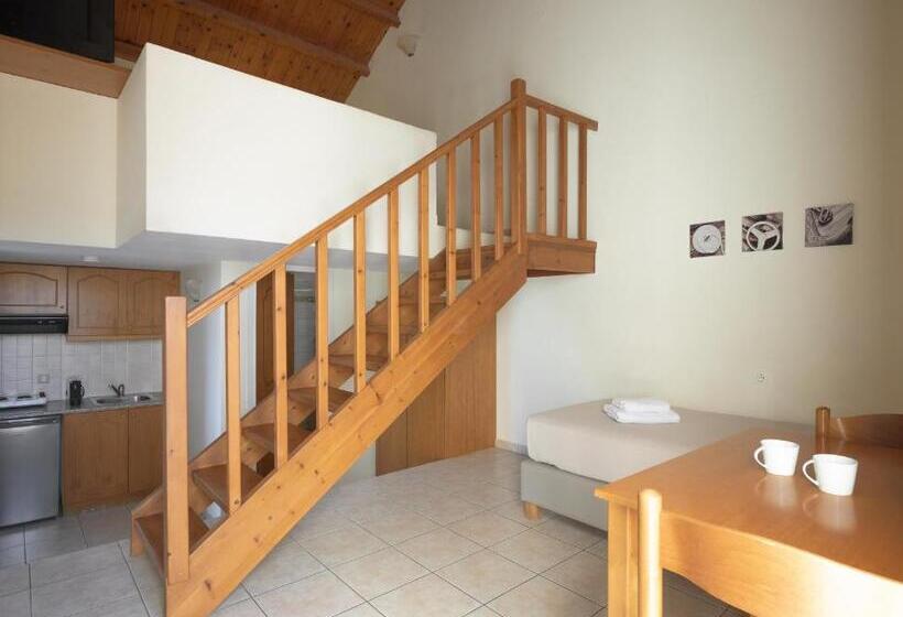 Номер Дюплекс, Asterias Village