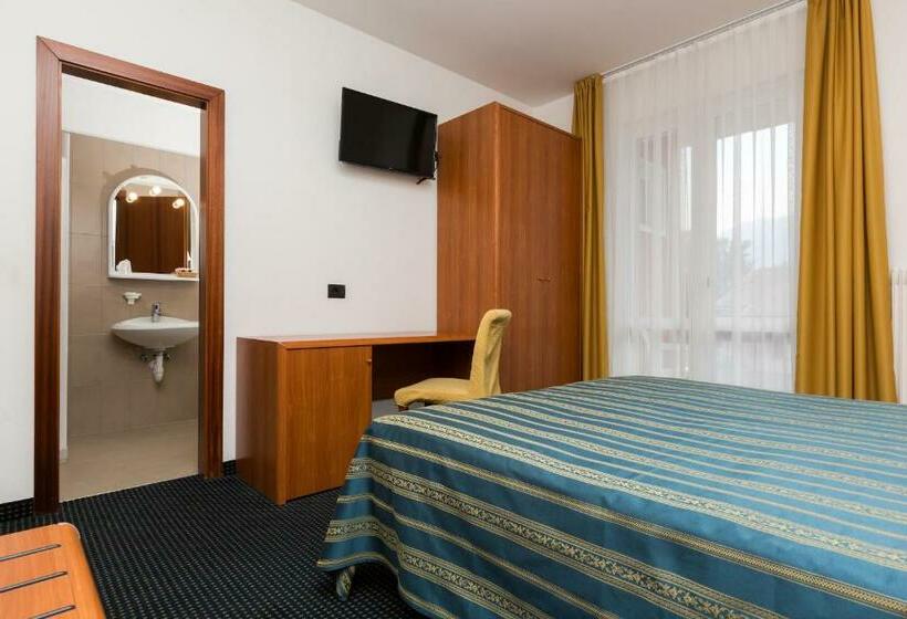 Номер Economy, Brione Green Resort
