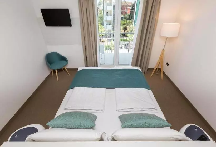 スーペリアールーム, Brione Green Resort
