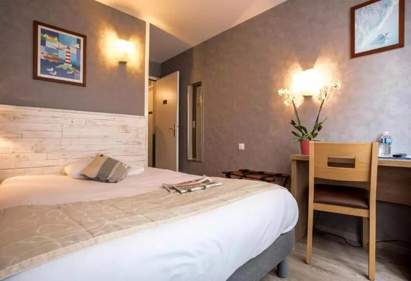 اتاق استاندارد یک نفره, Brit Hotel Des Halles
