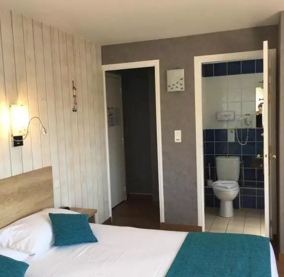 اتاق پرستیژ, Brit Hotel Des Halles