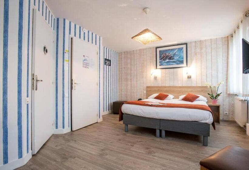 Номер Престиж, Brit Hotel Des Halles