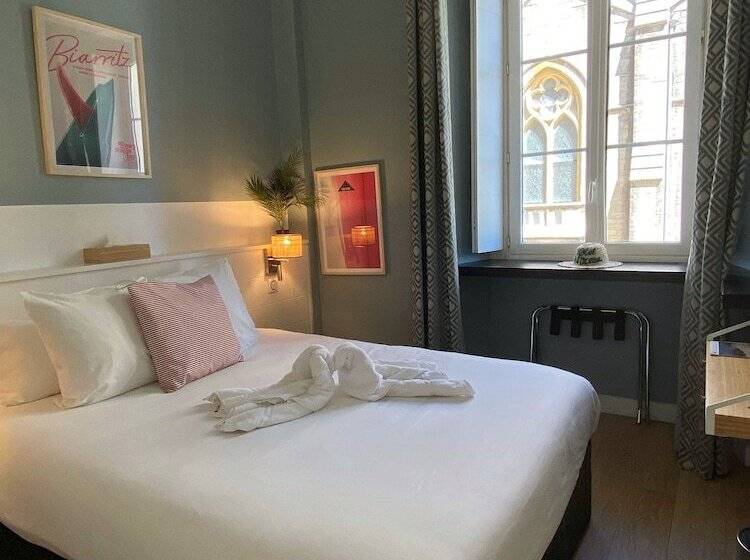 غرفة كومفورت, De L Ocean