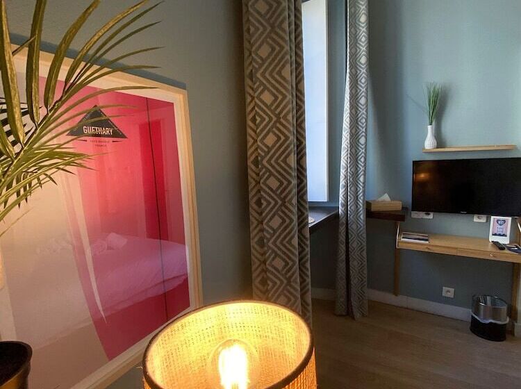 غرفة كومفورت, De L Ocean