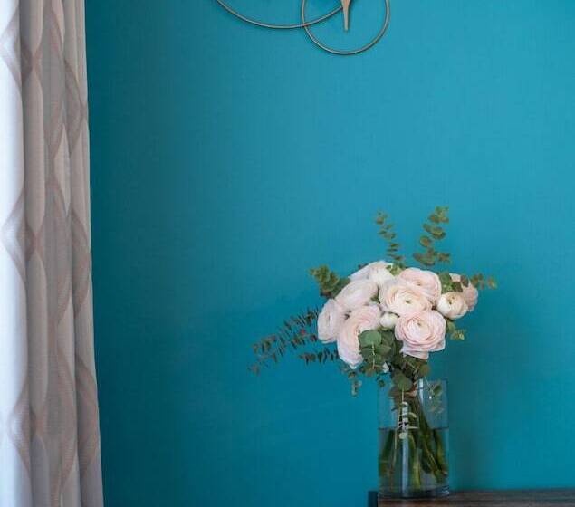 اتاق استاندارد, Delavigne