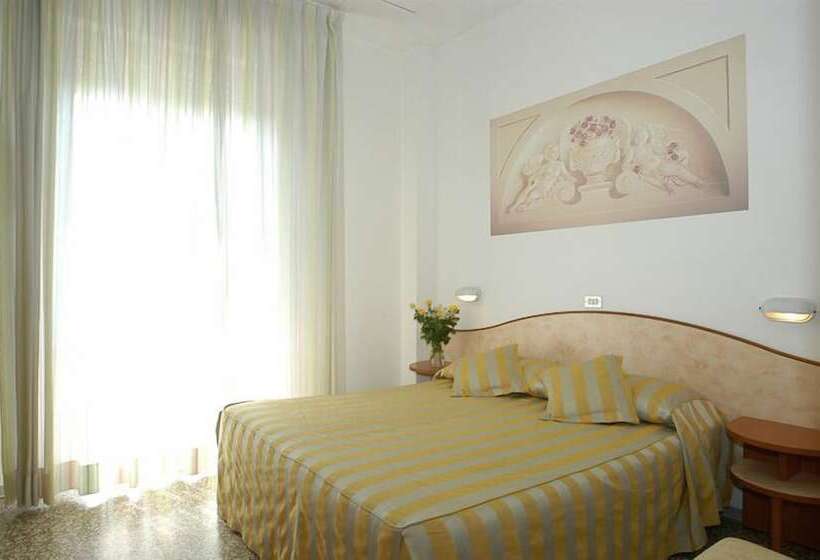 スタンダード４人部屋, Derby