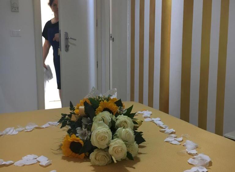 スタンダードルーム, Derby