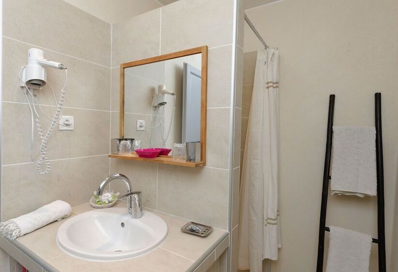 コンフォートルーム, Et Appartements Domaine Des Clos   Teritoria