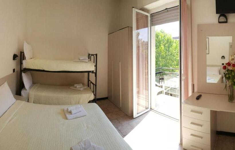 スタンダード4人部屋, Galileo