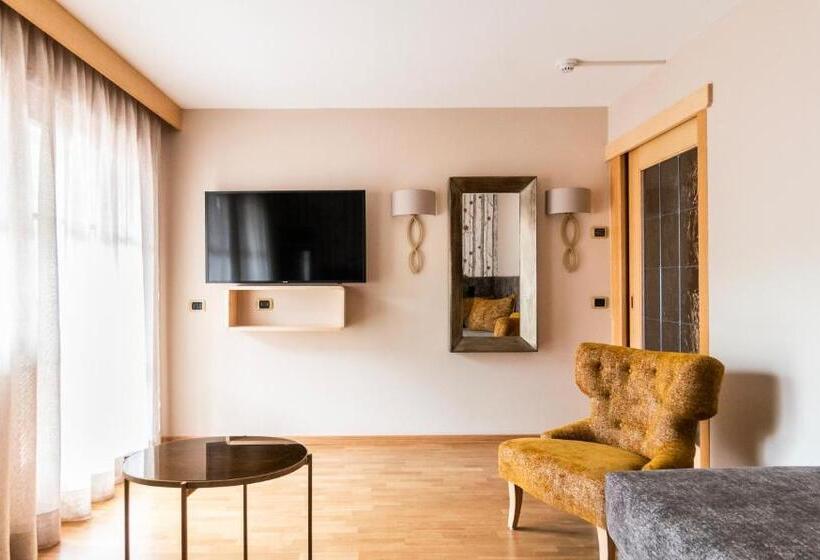 סוויטת סופריור, Garni Aritz