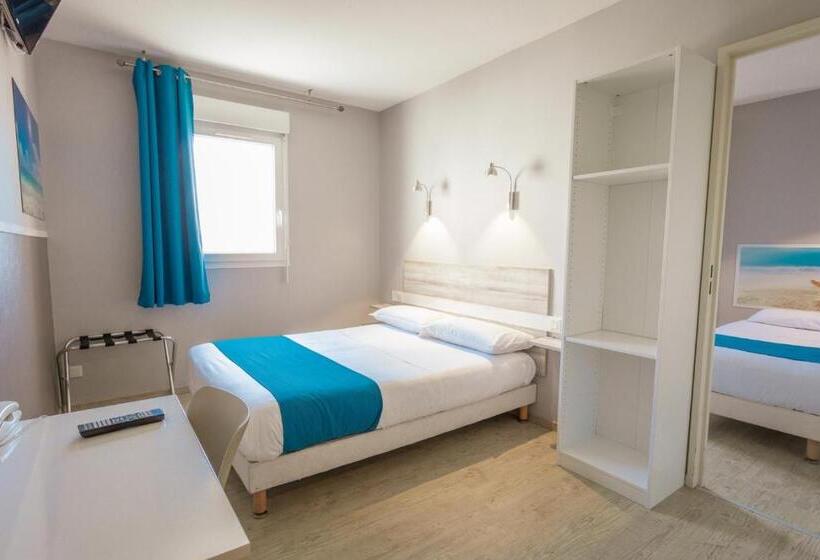 اتاق خانوادگی, Grand Cap Rooftop Pool