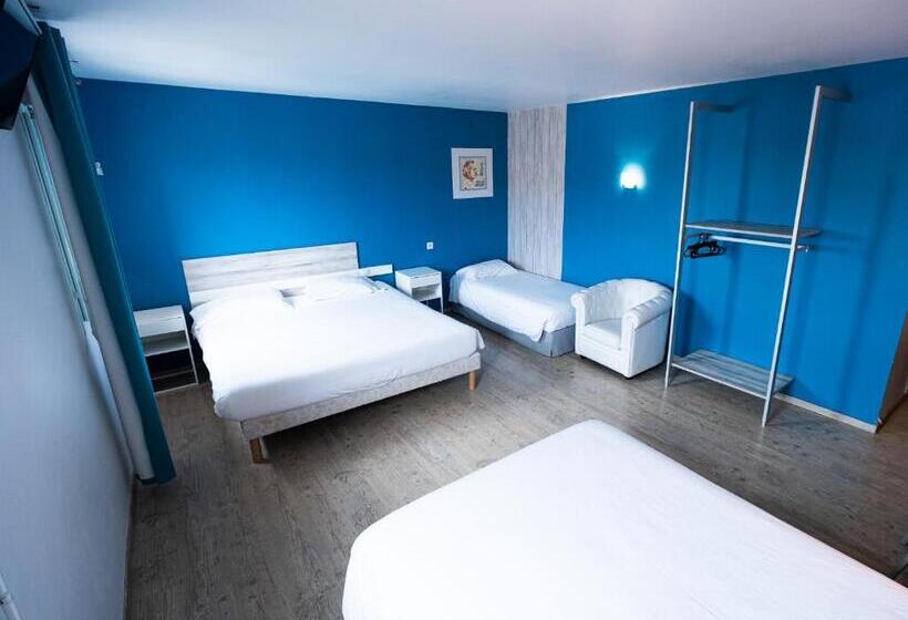 اتاق خانوادگی, Grand Cap Rooftop Pool