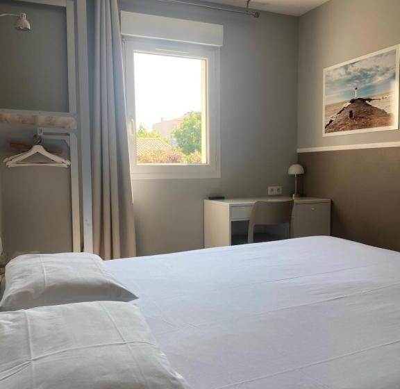 اتاق استاندارد, Grand Cap Rooftop Pool