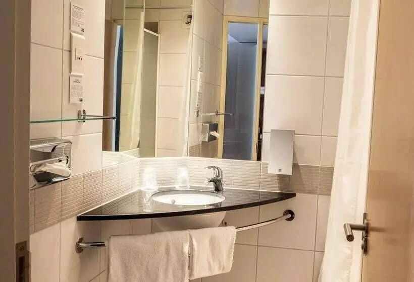 اتاق استاندارد, Holiday Inn Express Marseille Saint Charles, An Ihg