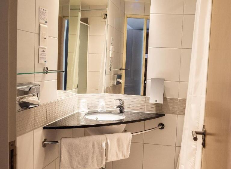 غرفة قياسية, Holiday Inn Express Marseille Saint Charles, An Ihg