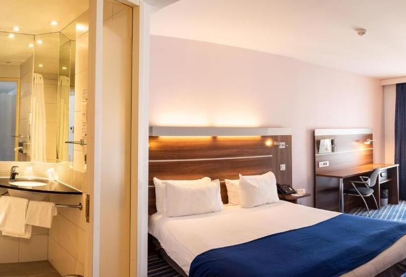 Номер Стандарт, Holiday Inn Express Marseille Saint Charles, An Ihg