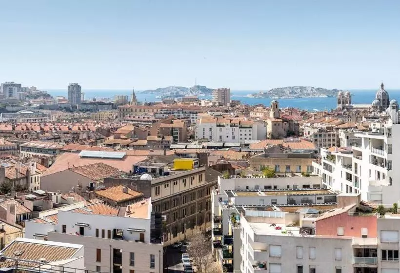 اتاق سوپریور با چشم‌انداز, Holiday Inn Express Marseille Saint Charles, An Ihg