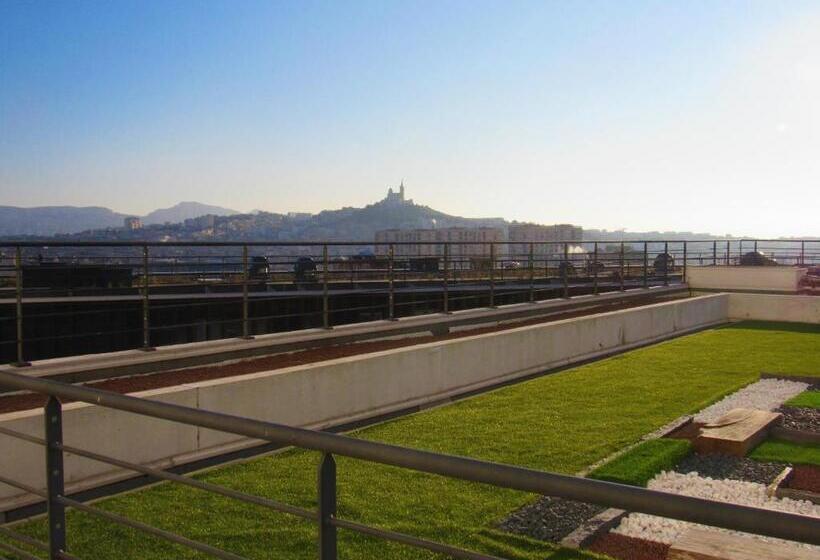 Номер Superior с Видом, Holiday Inn Express Marseille Saint Charles, An Ihg