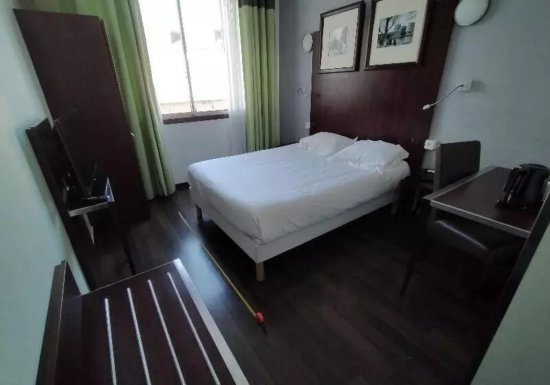 スタンダードルーム, Hôtel Du Centre Annemasse