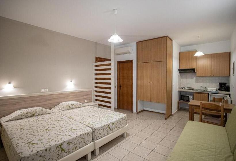 סטודיו סטנדרט עם נוף צדדי לים, Ilian Beach & Apartments