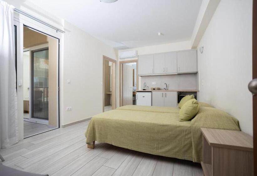 דירה בת חדר שינה 1 צדדית נוף לים, Ilian Beach & Apartments