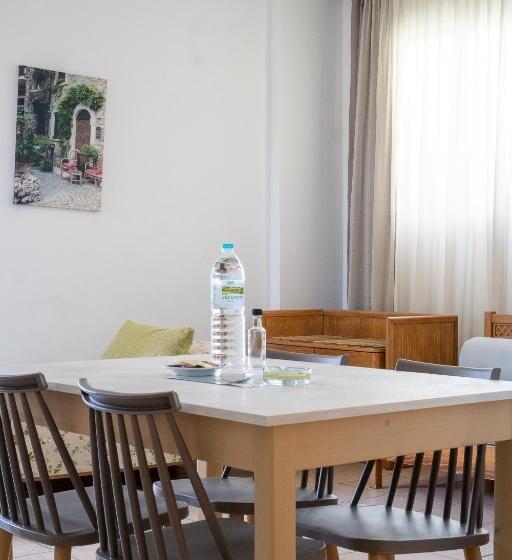 דירת חדר אקונומי, Ilian Beach & Apartments