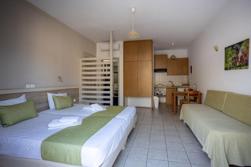 סטודיו סטנדרט עם נוף צדדי לים, Ilian Beach & Apartments