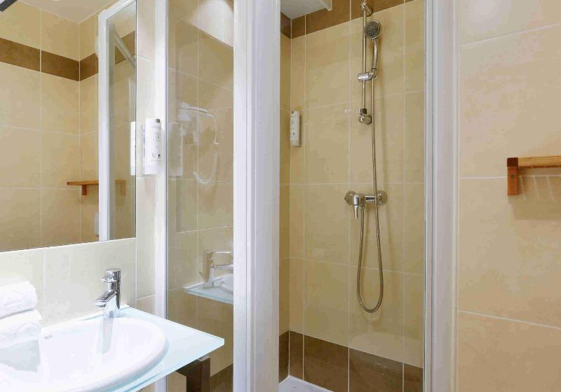 غرفة قياسية, Kyriad Crepy En Valois