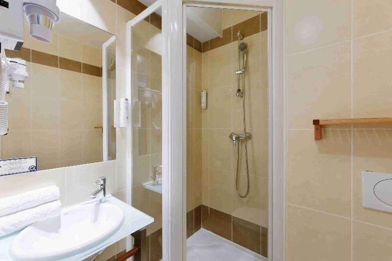 غرفة قياسية, Kyriad Crepy En Valois