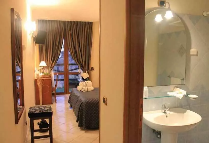 اتاق استاندارد یک نفره, Hr Hotel & Spa