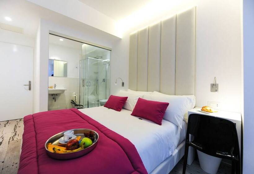 Pokój Comfort Jednoosobowy, Lampara