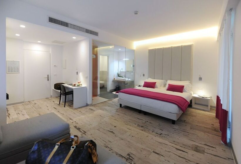 Junior Suite, Lampara