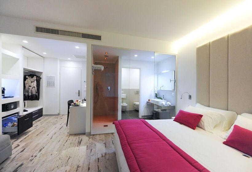 Junior Suite, Lampara