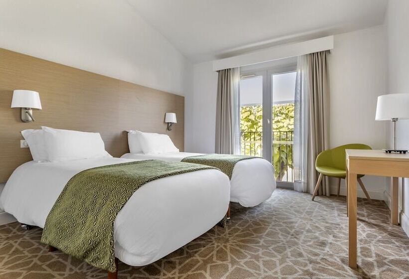 דירת שני חדרים, Le Club Mougins