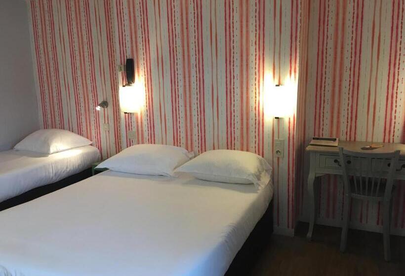 スタンダードトリプルルーム, Le Royalty