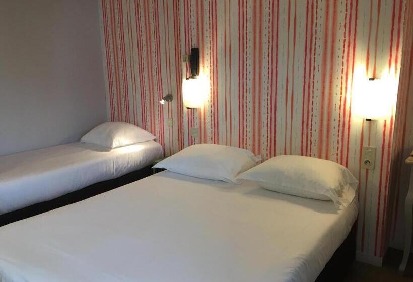 スタンダードトリプルルーム, Le Royalty