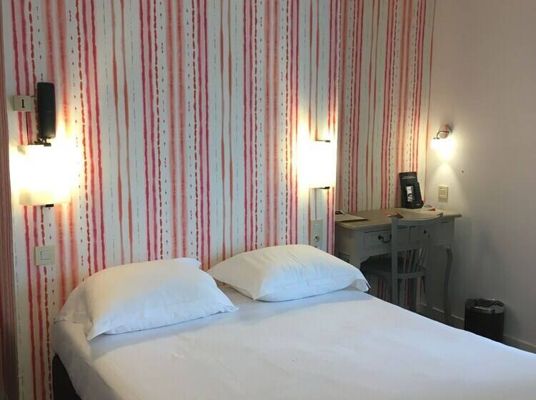 スタンダードトリプルルーム, Le Royalty