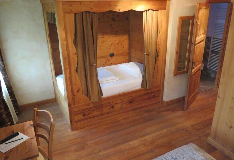 수피리어 트리플 룸, Miravidi A Cervinia