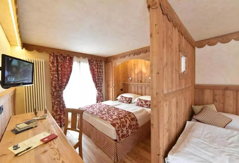 Superior Neljän Hengen Huone, Miravidi A Cervinia