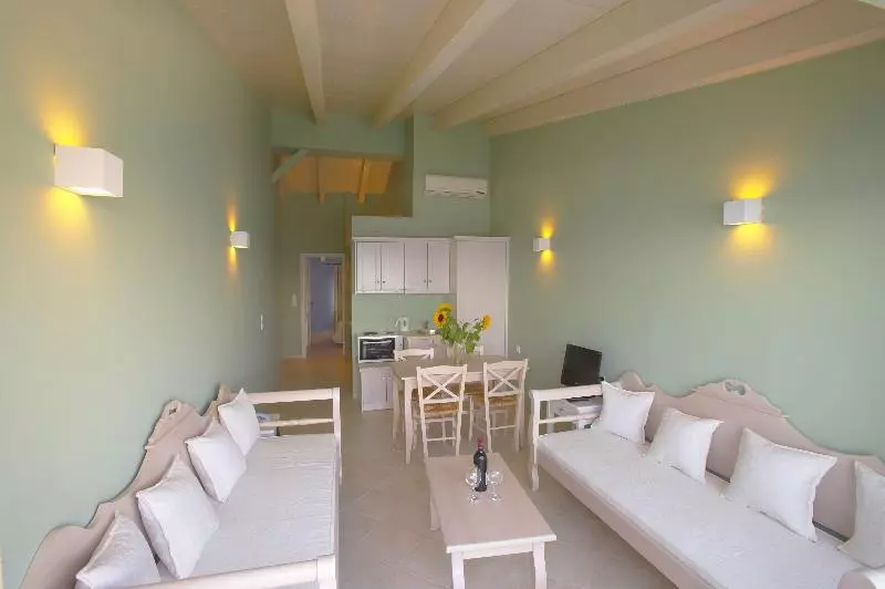 2 Bedrooms Suite Sea View, Palazzo Greco