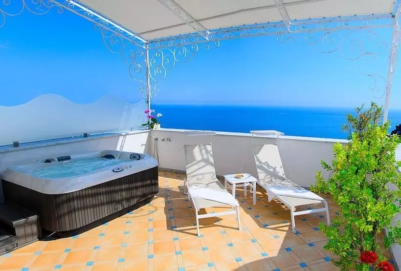 سوییت با چشم‌انداز دریا, Palazzo Marzoli Charme Resort  Small Luxury