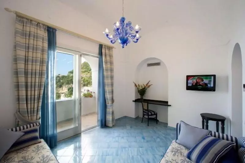 سوئیت اجرایی با چشم‌انداز دریا, Palazzo Marzoli Charme Resort  Small Luxury