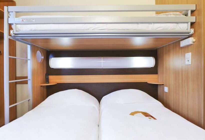 Номер Стандарт, Première Classe Paris Ouest Gennevilliers