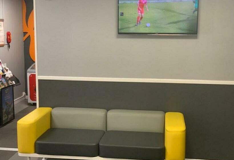 Номер Стандарт, Première Classe Paris Ouest Gennevilliers