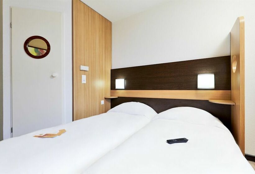Номер Стандарт, Première Classe Paris Ouest Gennevilliers