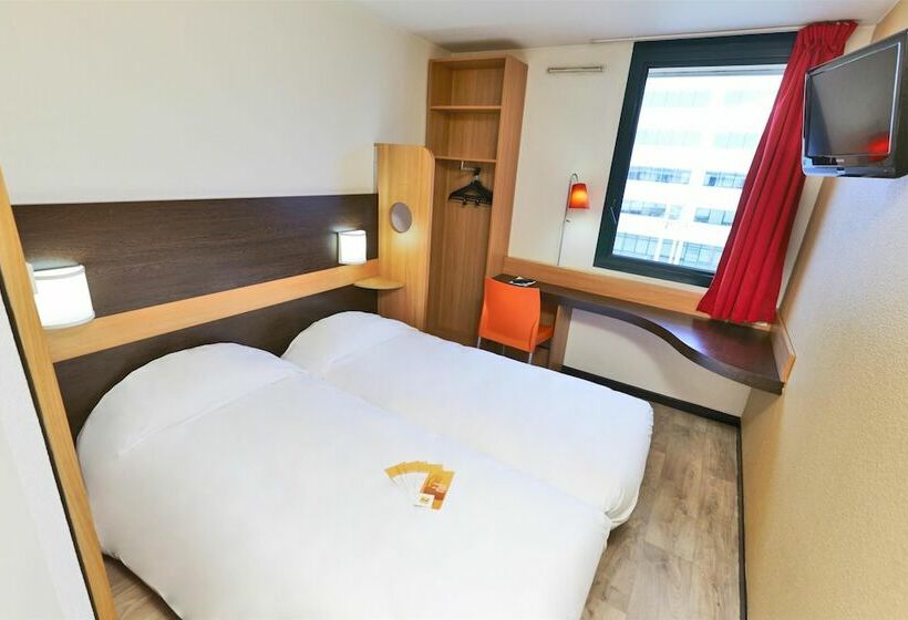 Номер Стандарт, Première Classe Paris Ouest Gennevilliers