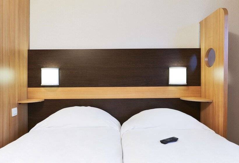 Номер Стандарт, Première Classe Paris Ouest Gennevilliers