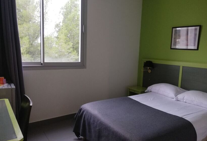 Номер Стандарт, Saint Roch