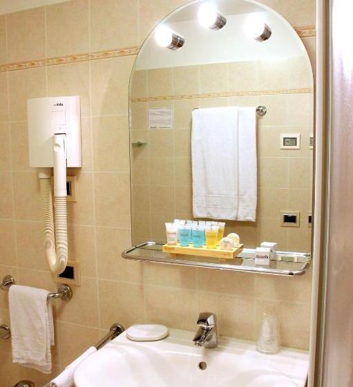 スーペリアトリプルルーム, Sassella