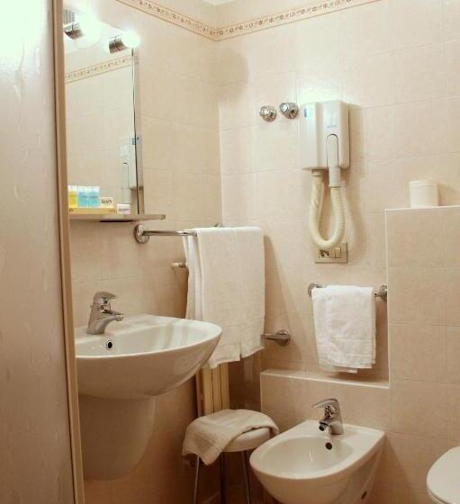 スーペリアトリプルルーム, Sassella